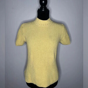 VTG Cottage Core Eddie Bauer Vintage Yellow sweater